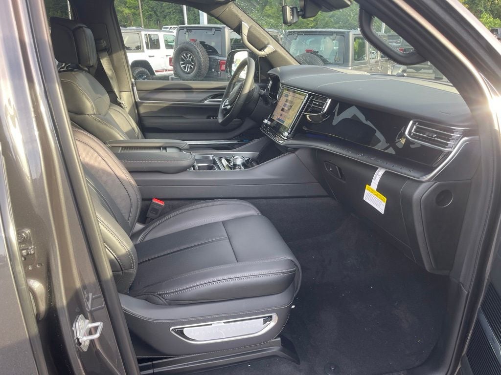 2026 Jeep Grand Wagoneer GRAND WAGONEER SUMMIT OBSIDIAN 4X4
