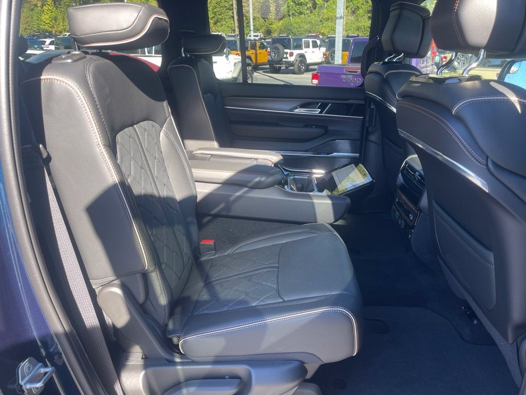 2026 Jeep Grand Wagoneer GRAND WAGONEER SUMMIT RESERVE 4X4