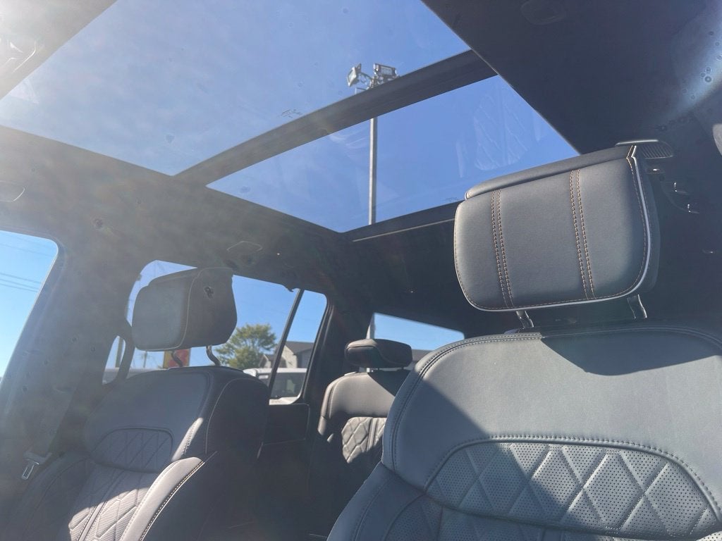 2026 Jeep Grand Wagoneer GRAND WAGONEER SUMMIT RESERVE 4X4