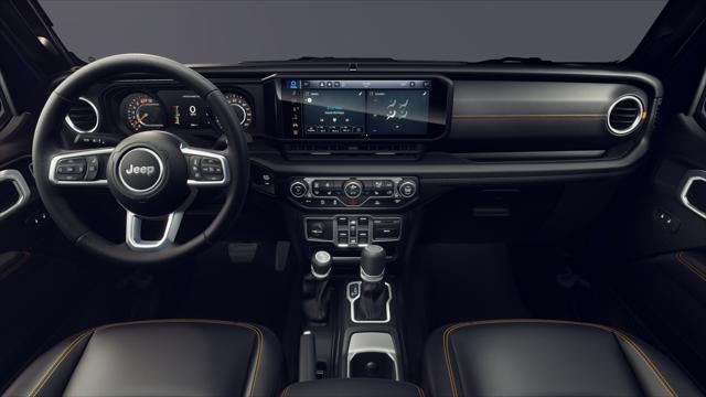 2026 Jeep Gladiator GLADIATOR SAHARA 4X4