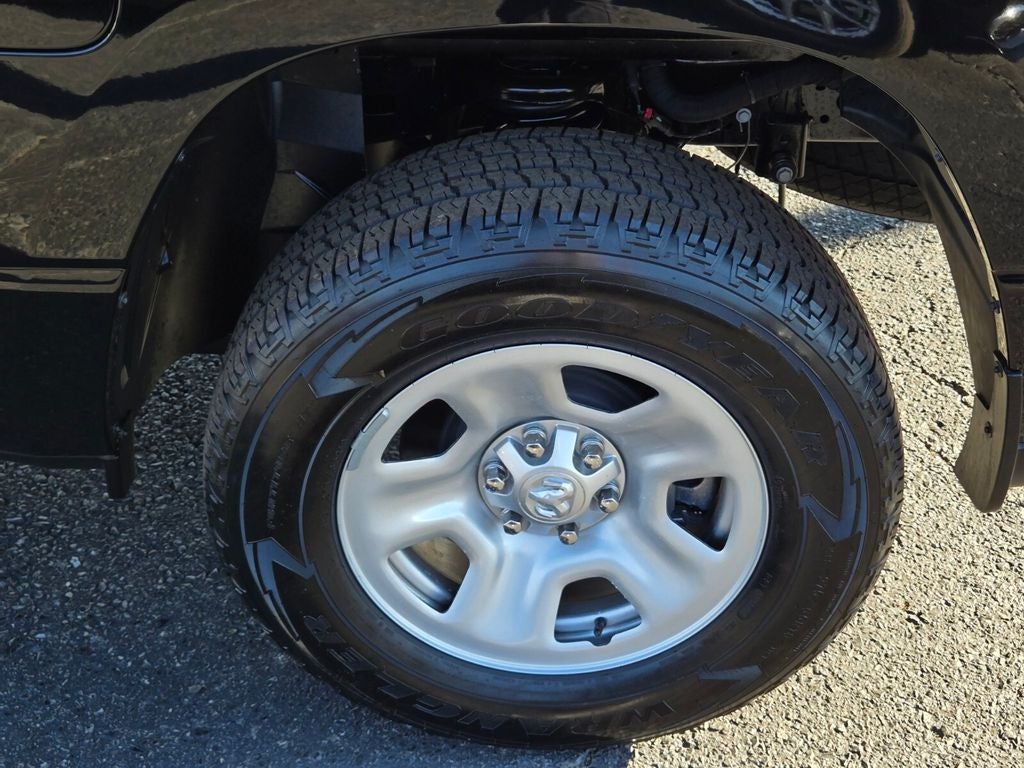 2026 RAM Ram 1500 RAM 1500 TRADESMAN QUAD CAB 4X4 6'4' BOX