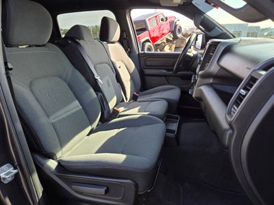 2024 RAM 1500 Tradesman Crew Cab 4x4 5'7' Box