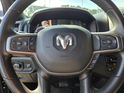 2024 RAM 1500 Tradesman Crew Cab 4x4 5'7' Box