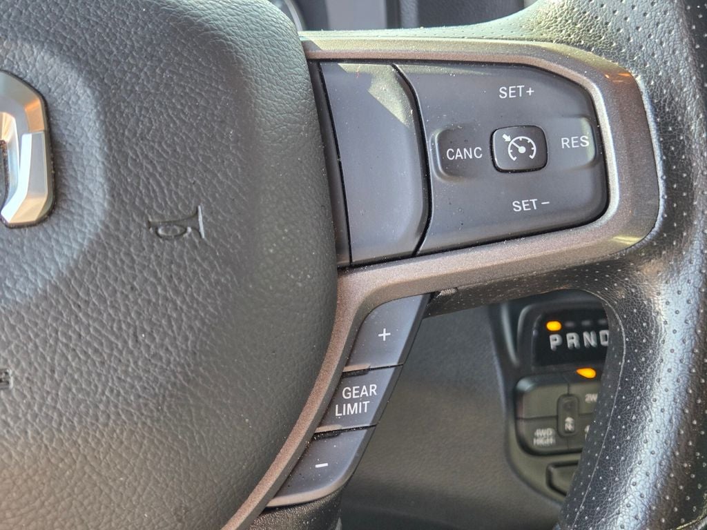 2024 RAM 1500 Tradesman Crew Cab 4x4 5'7' Box