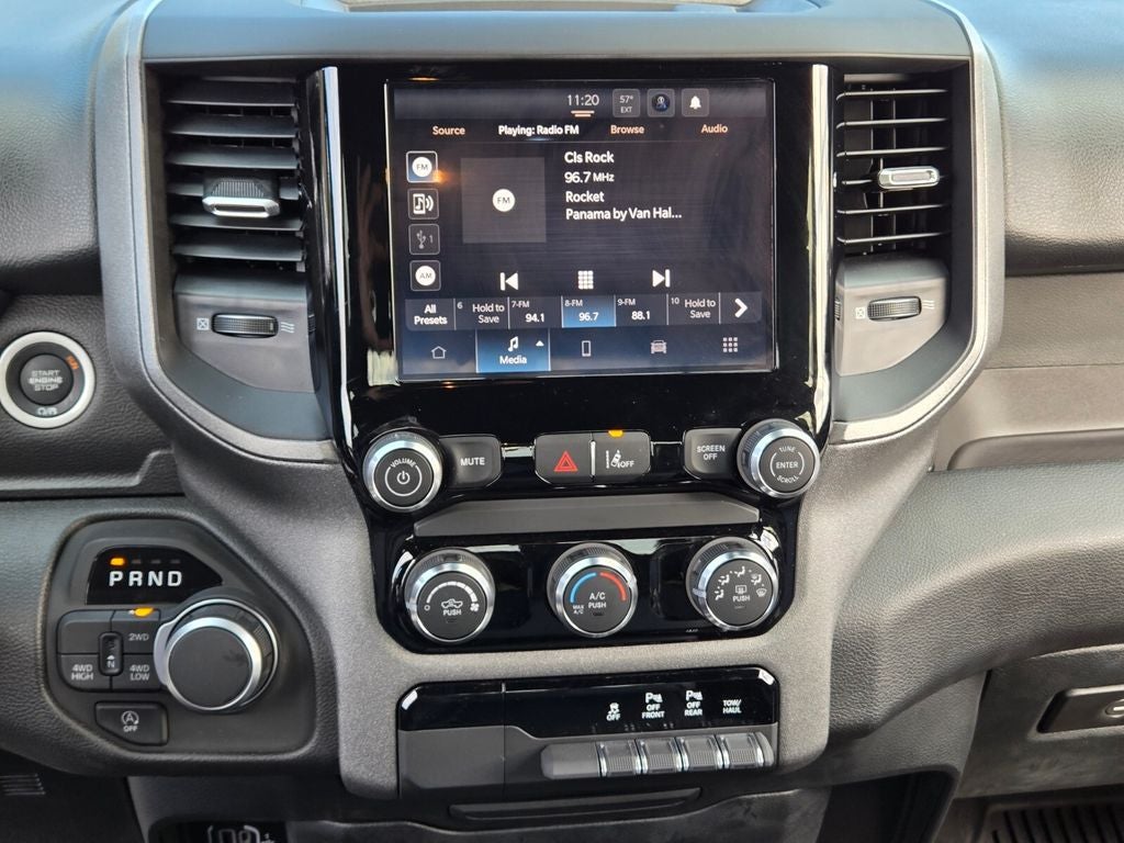 2025 RAM Ram 1500 RAM 1500 TRADESMAN CREW CAB 4X4 5'7' BOX