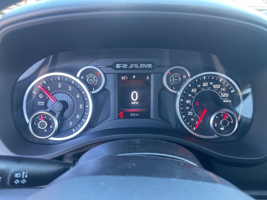 2026 RAM Ram 1500 RAM 1500 TRADESMAN QUAD CAB 4X4 6'4' BOX