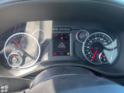 2026 RAM 1500 RAM 1500 TRADESMAN QUAD CAB 4X4 6'4' BOX