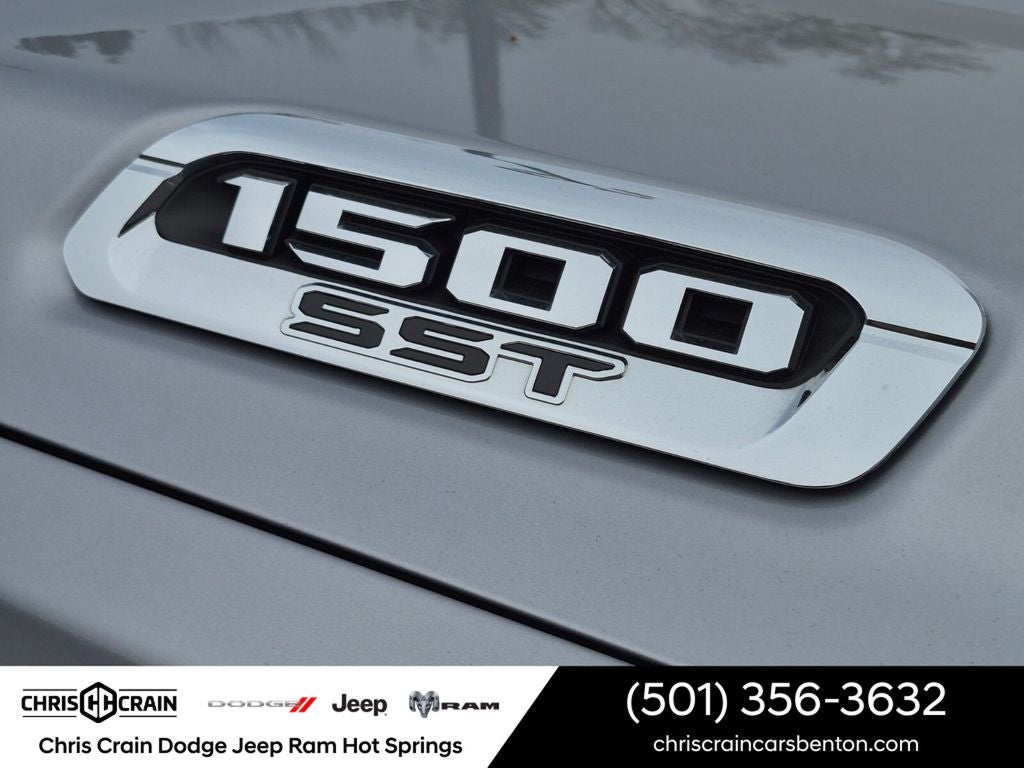 2025 RAM 1500 Lone Star Crew Cab 4x4 5'7' Box