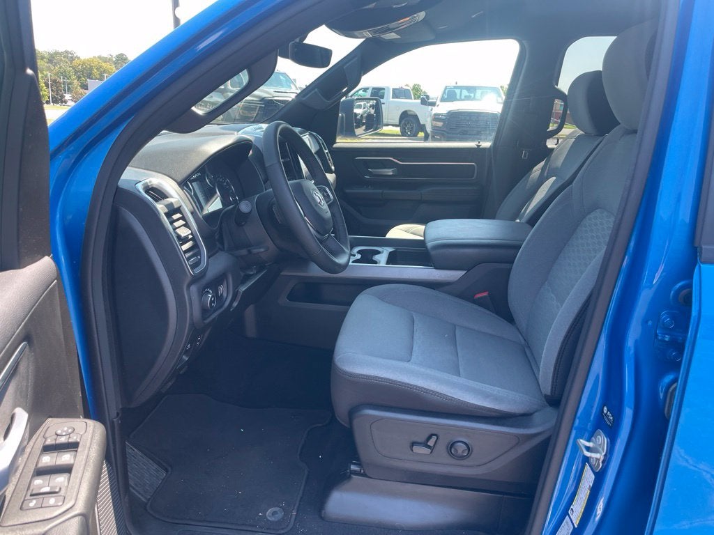 2025 RAM 1500 Big Horn Crew Cab 4x4 5'7' Box