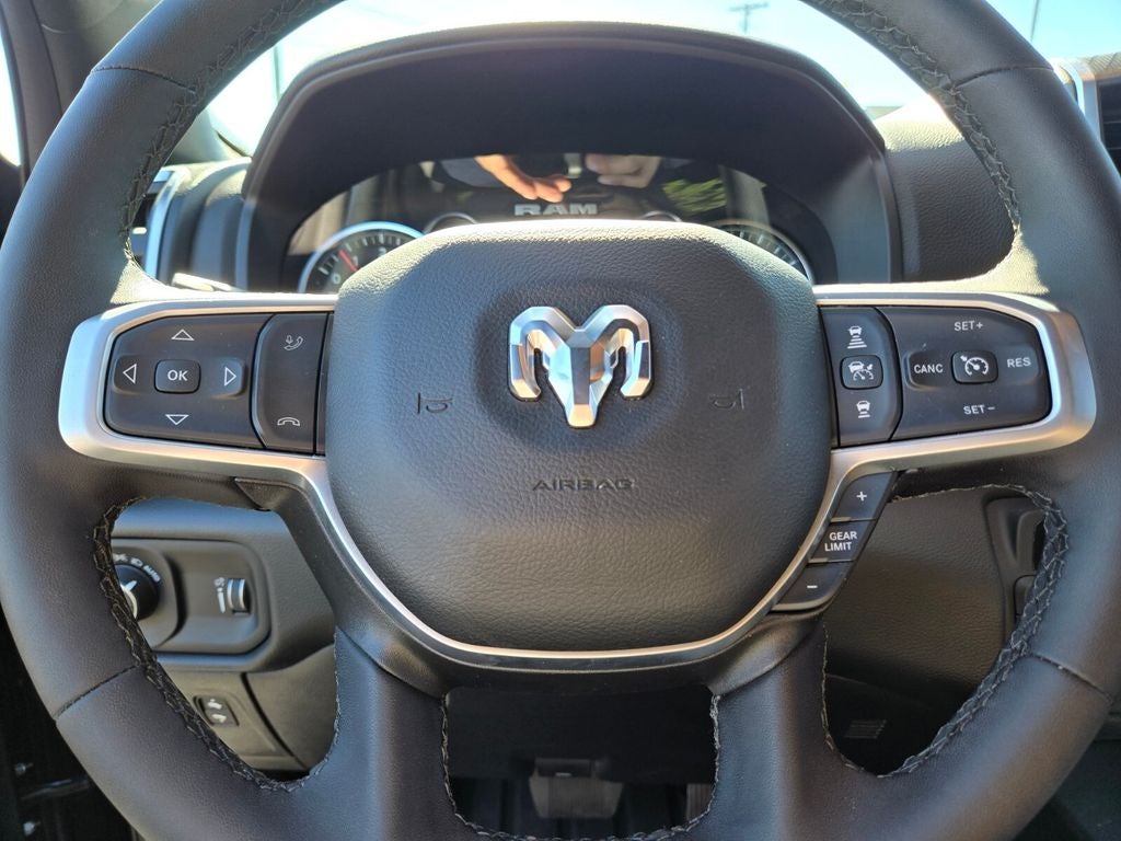 2025 RAM 1500 Big Horn Crew Cab 4x4 5'7' Box