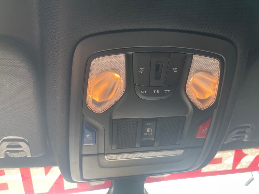 2021 RAM 1500 Lone Star Crew Cab 4x4 5'7' Box