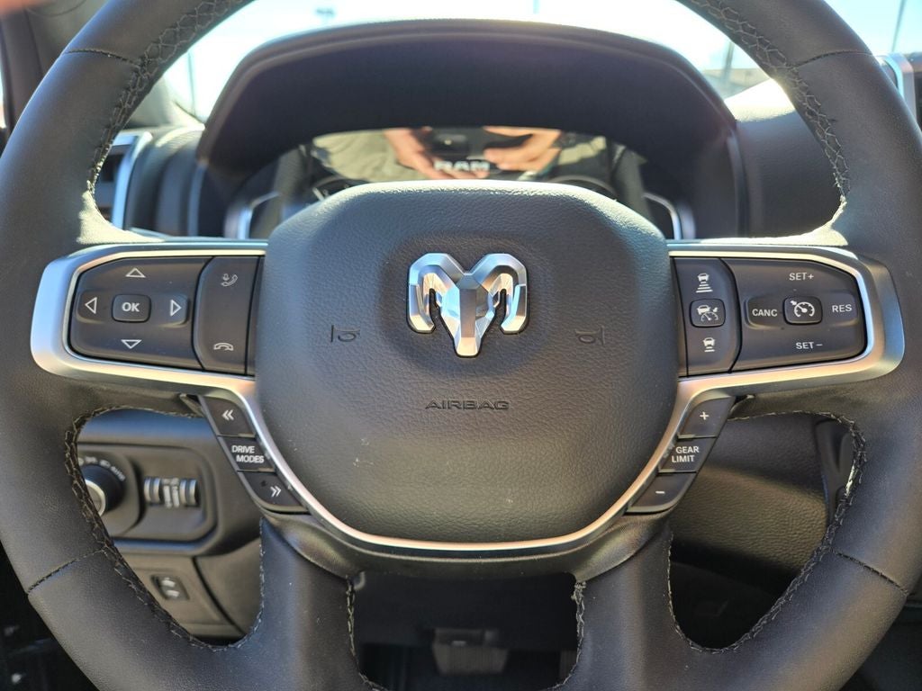 2026 RAM 1500 Big Horn Crew Cab 4x4 5'7' Box