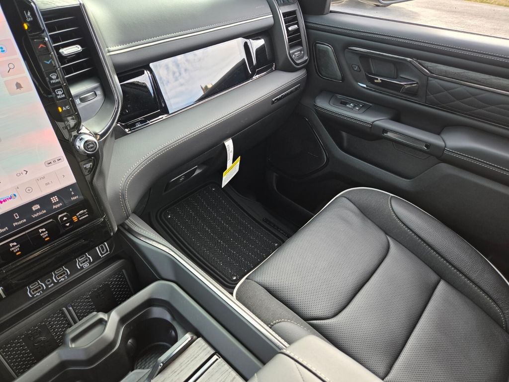 2026 RAM Ram 1500 RAM 1500 LIMITED CREW CAB 4X4 5'7' BOX