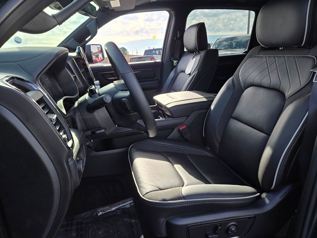 2026 RAM Ram 1500 RAM 1500 LIMITED CREW CAB 4X4 5'7' BOX