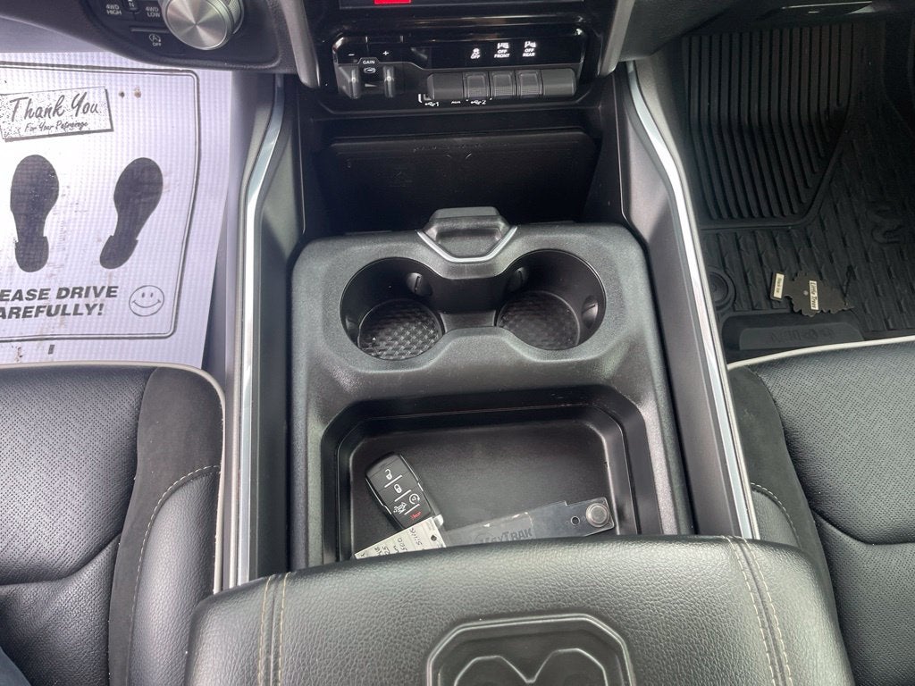 2025 RAM 1500 Laramie Crew Cab 4x4 5'7' Box