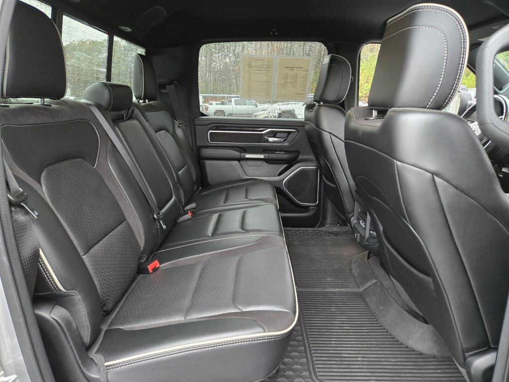 2022 RAM 1500 Laramie Crew Cab 4x4 6'4' Box