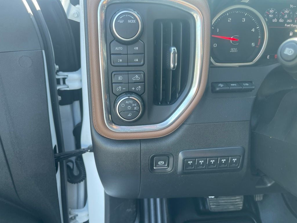 2022 Chevrolet Silverado 2500HD 4WD Crew Cab Standard Bed High Country