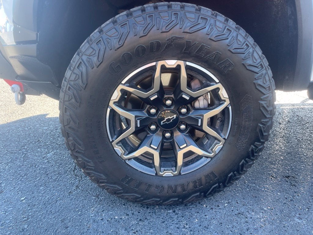 2023 Chevrolet Colorado 4WD Crew Cab Short Box ZR2
