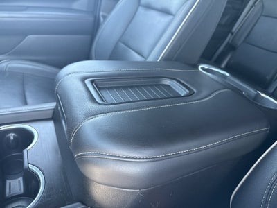 2024 GMC Yukon 4WD SLT