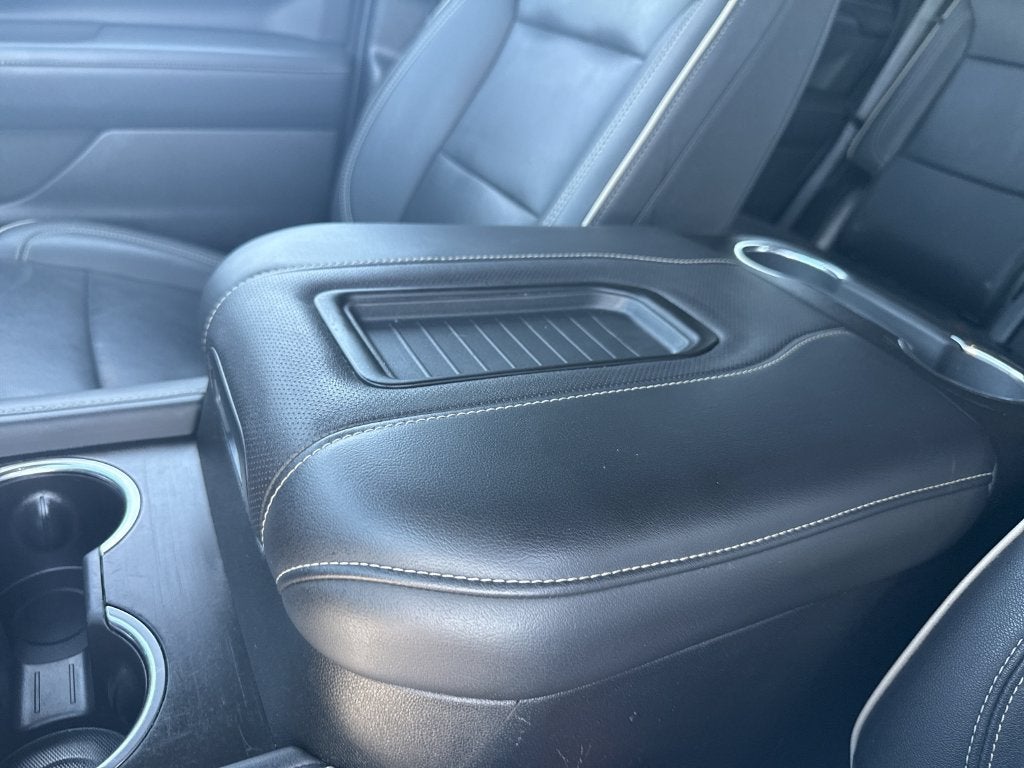 2024 GMC Yukon 4WD SLT