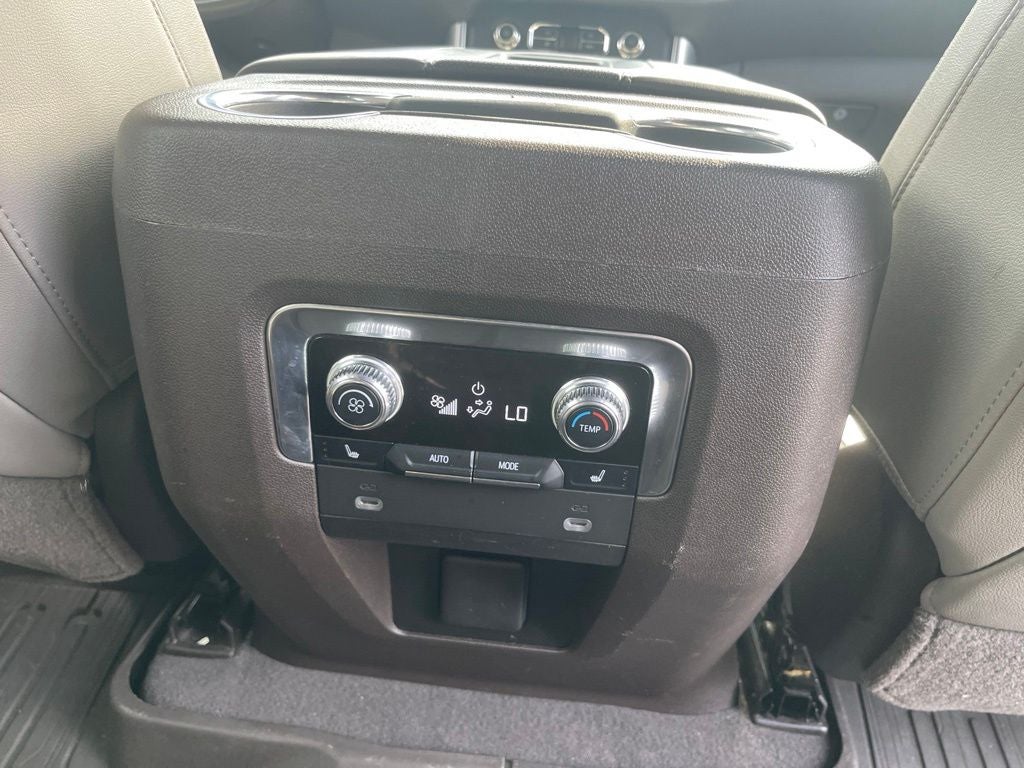 2021 GMC Yukon XL 4WD SLT