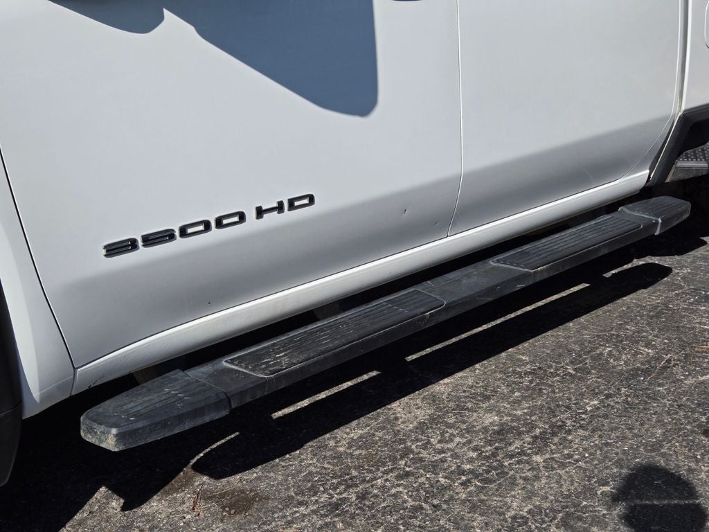 2023 GMC Sierra 3500HD 4WD Crew Cab Long Bed Pro