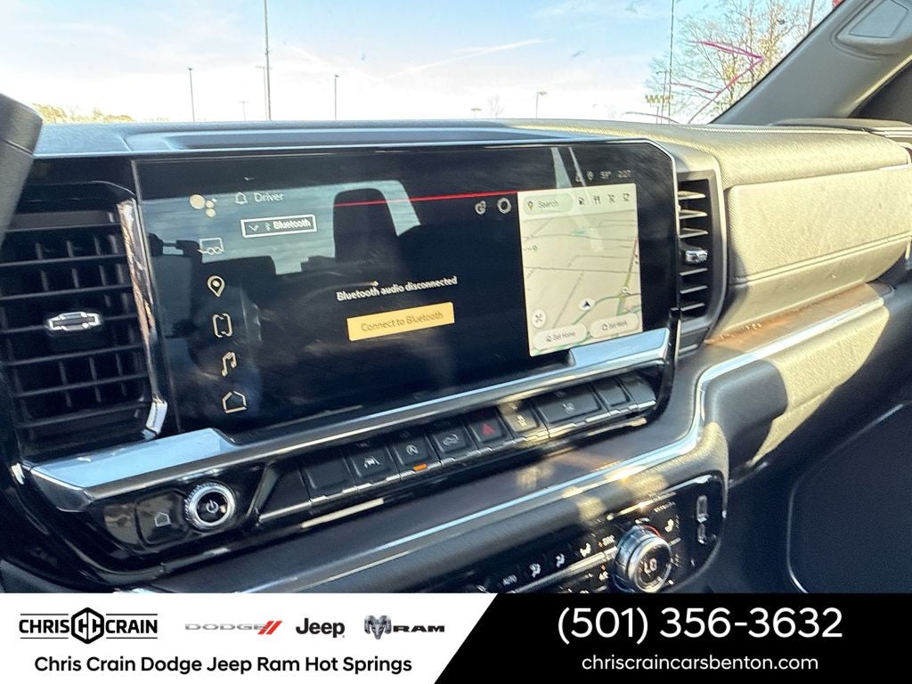 2025 GMC Sierra 1500 4WD Crew Cab Short Box SLT