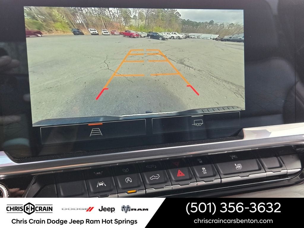 2025 GMC Sierra 1500 4WD Crew Cab Short Box SLT