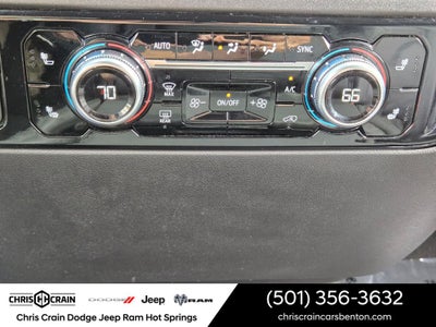 2025 GMC Sierra 1500 4WD Crew Cab Short Box SLT