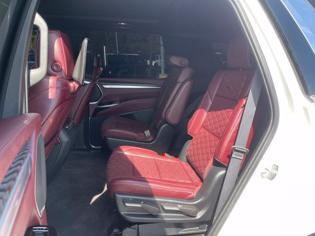 2025 Cadillac Escalade Premium Luxury