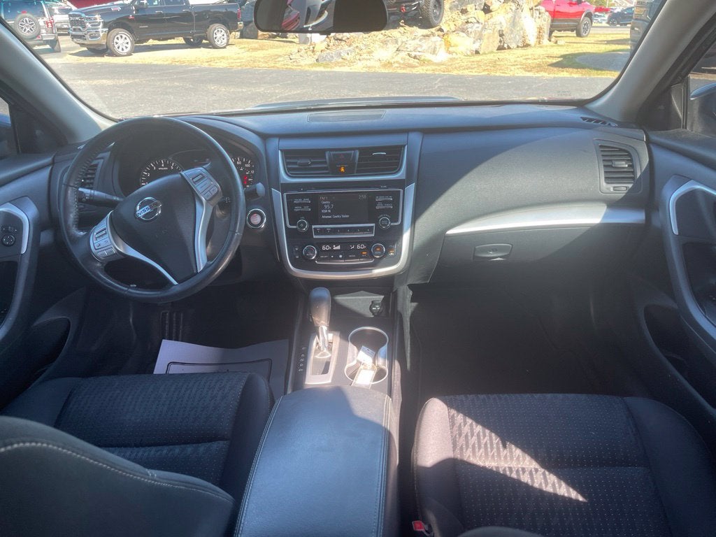 2017 Nissan Altima 2.5 SV