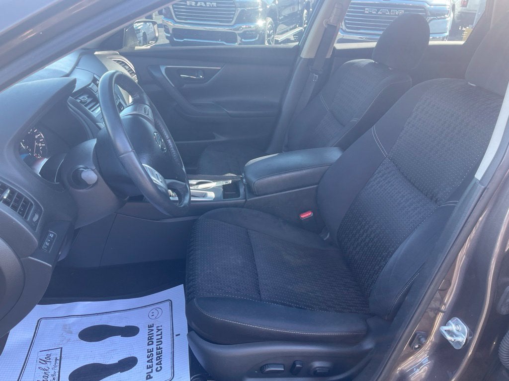 2017 Nissan Altima 2.5 SV