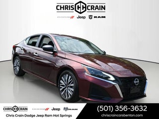 2025 Nissan Altima SV FWD