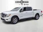 2024 Nissan TITAN Crew Cab SV 4x2