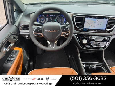 2024 Chrysler Pacifica Pinnacle