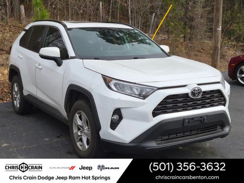 2020 Toyota RAV4 XLE