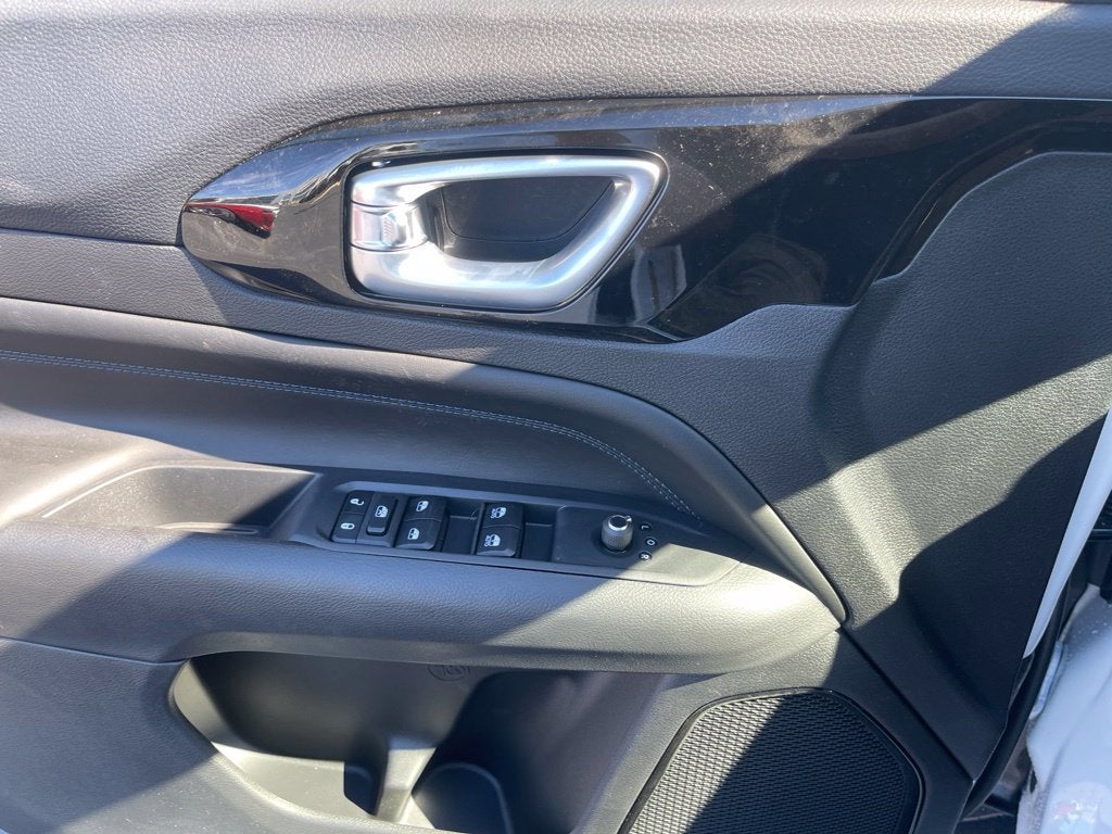 2027 Jeep Compass COMPASS LATITUDE ALTITUDE 4X4