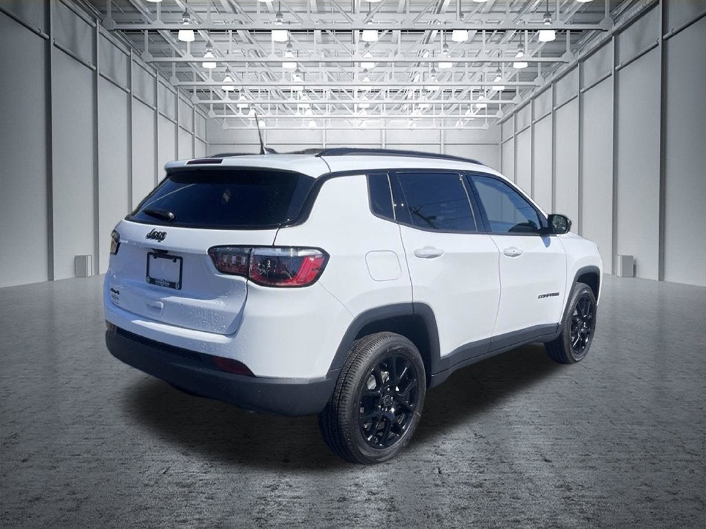 2027 Jeep Compass COMPASS LATITUDE ALTITUDE 4X4