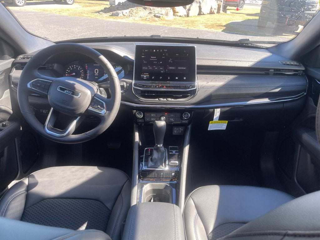 2027 Jeep Compass COMPASS LATITUDE ALTITUDE 4X4