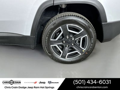 2026 Jeep Cherokee Laredo