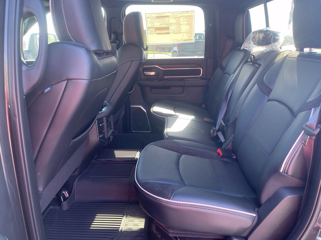 2026 RAM Ram 3500 RAM 3500 LARAMIE CREW CAB 4X4 8' BOX