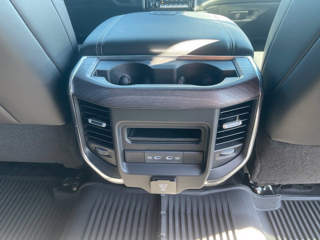 2026 RAM Ram 3500 RAM 3500 LARAMIE CREW CAB 4X4 8' BOX