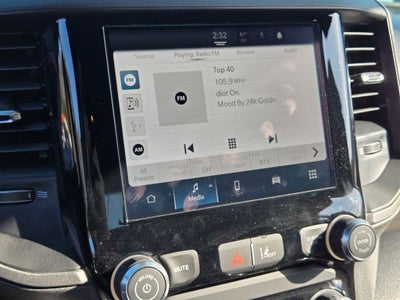 2025 RAM Ram 1500 RAM 1500 TRADESMAN CREW CAB 4X2 5'7' BOX