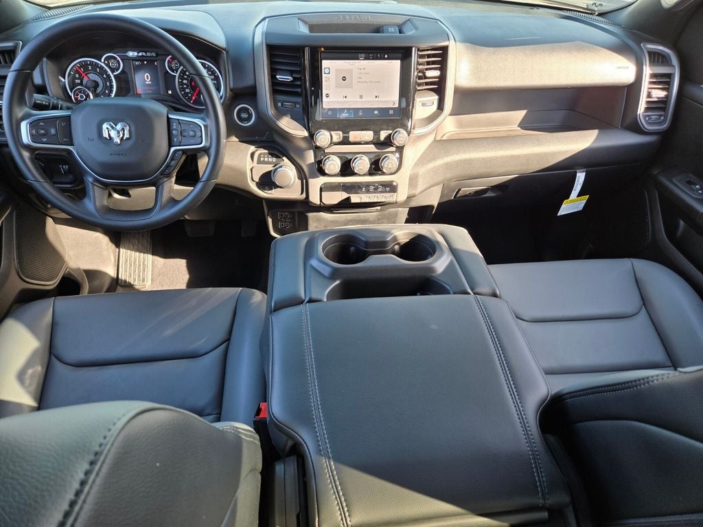 2025 RAM Ram 1500 RAM 1500 TRADESMAN CREW CAB 4X2 5'7' BOX