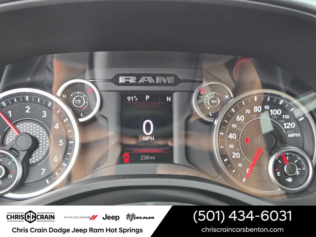 2026 RAM Ram 1500 RAM 1500 EXPRESS CREW CAB 4X4 5'7' BOX