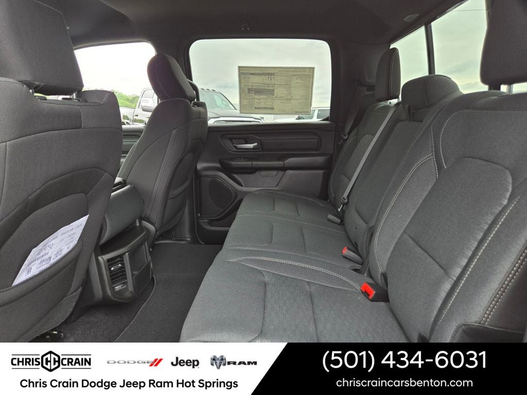 2026 RAM Ram 1500 RAM 1500 EXPRESS CREW CAB 4X4 5'7' BOX