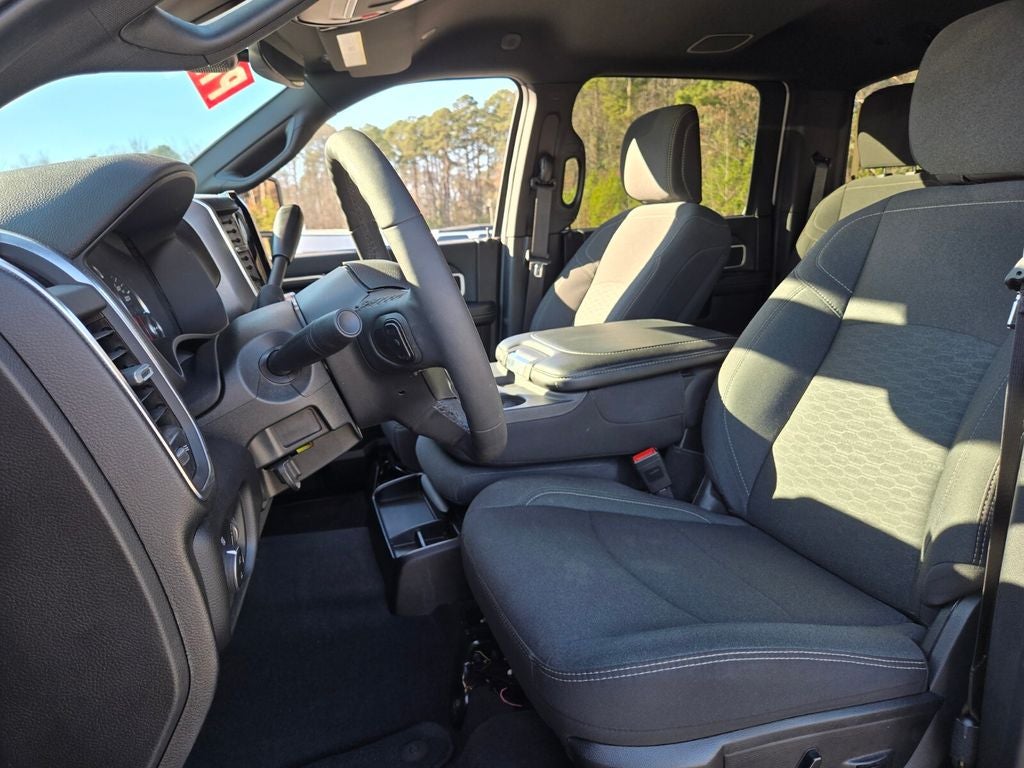 2025 RAM 2500 Big Horn Crew Cab 4x4 6'4' Box