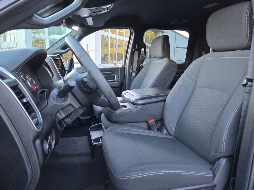 2025 RAM 2500 Big Horn Crew Cab 4x4 6'4' Box