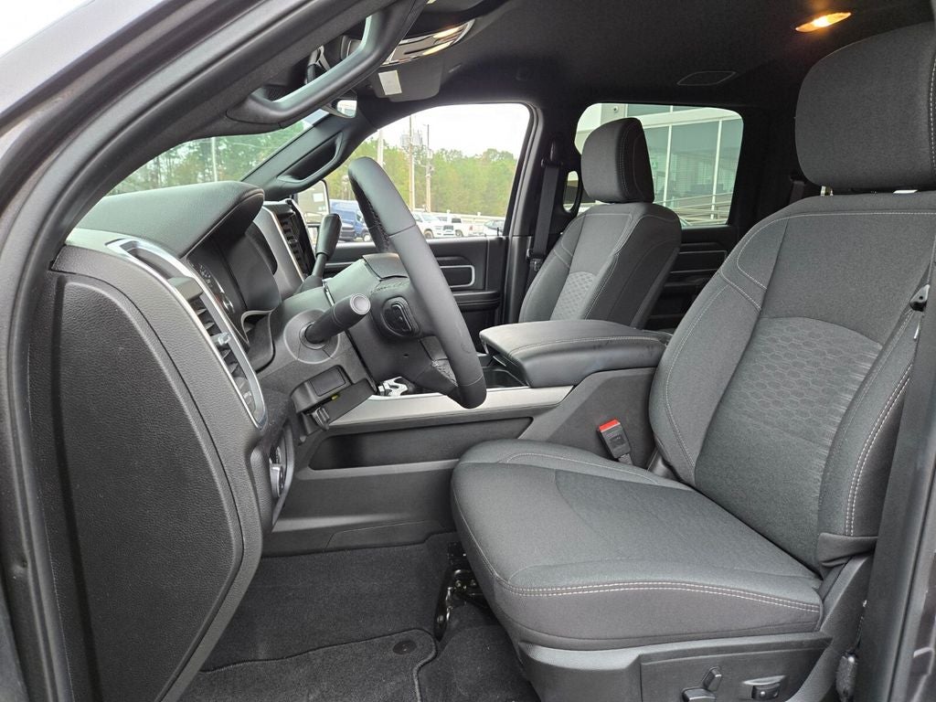 2025 RAM 2500 Big Horn Crew Cab 4x4 6'4' Box