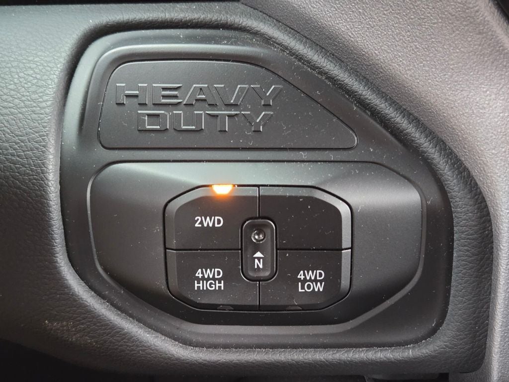 2025 RAM 2500 Big Horn Crew Cab 4x4 6'4' Box